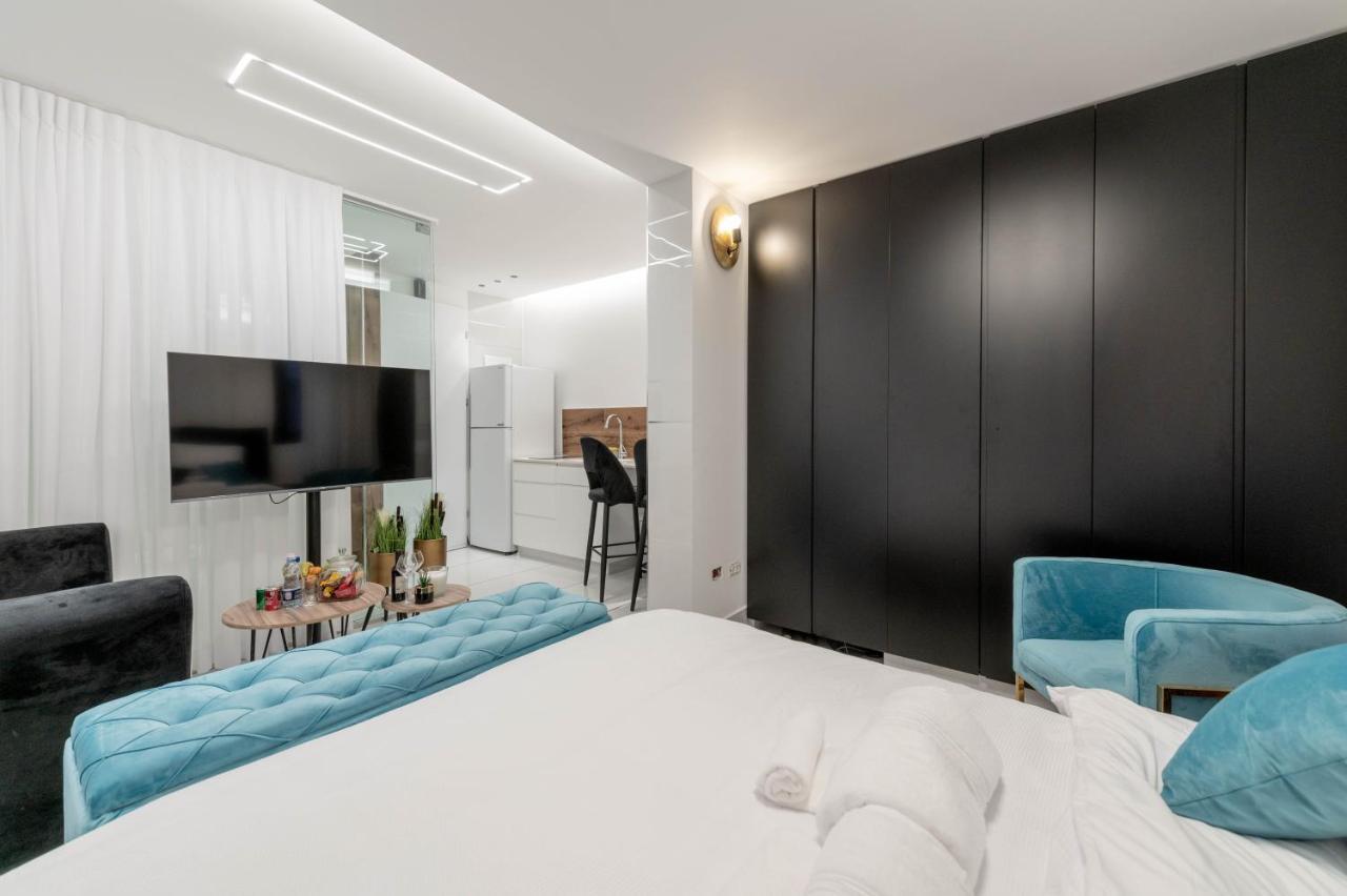 Colors Suites In Netanya Exterior photo
