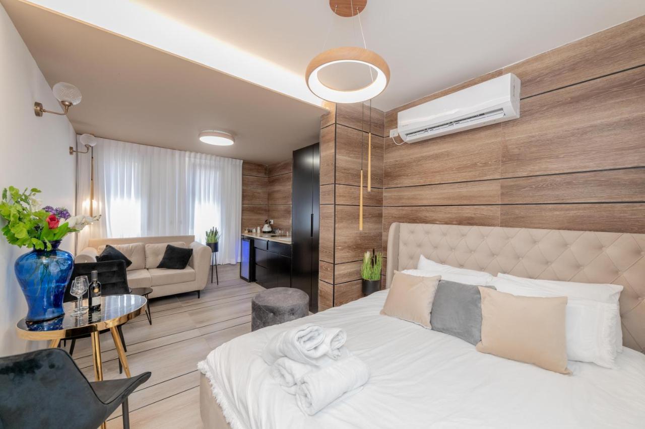 Colors Suites In Netanya Exterior photo